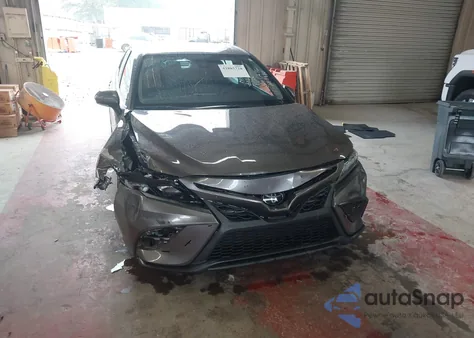 2024 Toyota Camry Se из США, поврежденный, VIN 4T1G11AK7RU877880